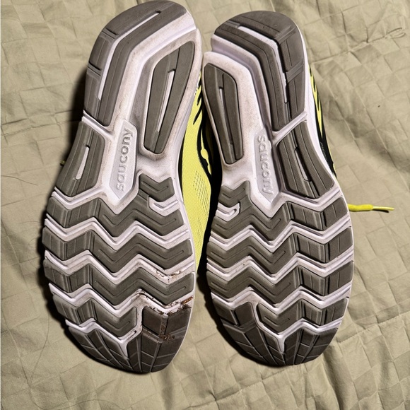 Saucony Ride 14 Citrus/Black 11 men’s running shoes - Picture 3 of 5